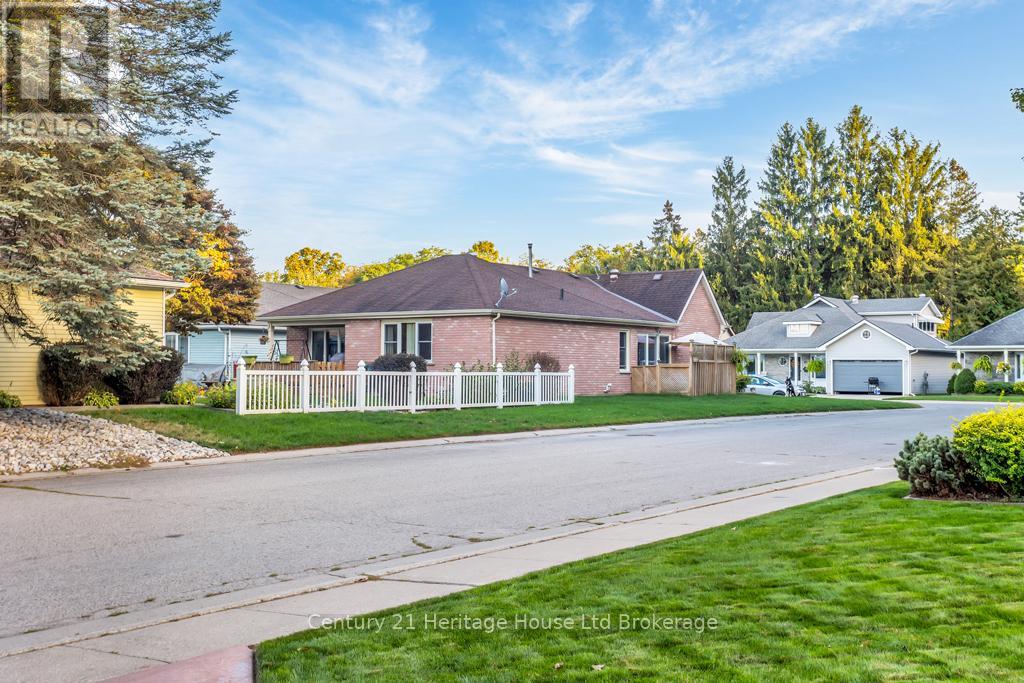 26 Seres Drive, Tillsonburg, Ontario  N4G 5G1 - Photo 27 - X12832524