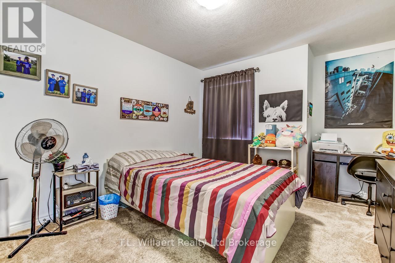 42 Seaton Crescent, Tillsonburg, Ontario  N4G 0J8 - Photo 15 - X12834224