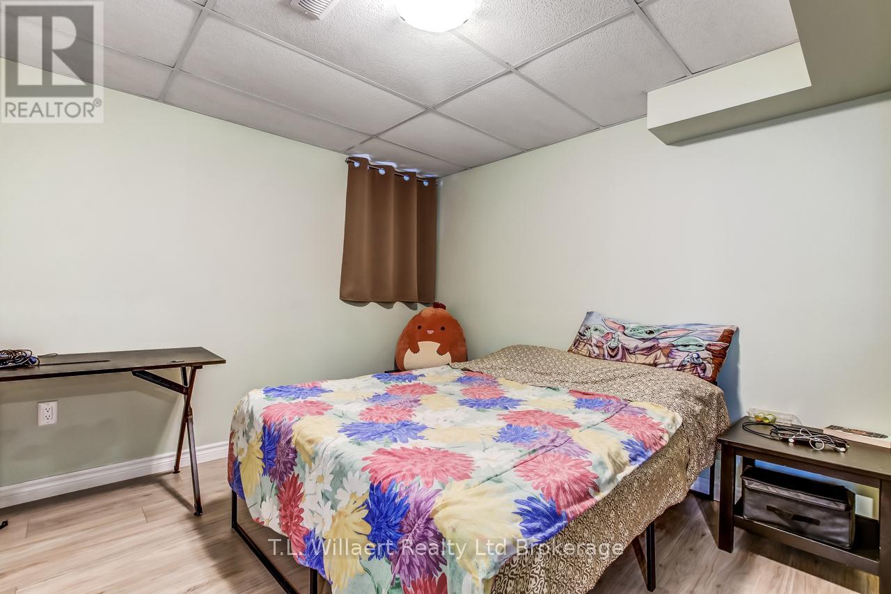 42 Seaton Crescent, Tillsonburg, Ontario  N4G 0J8 - Photo 23 - X12834224