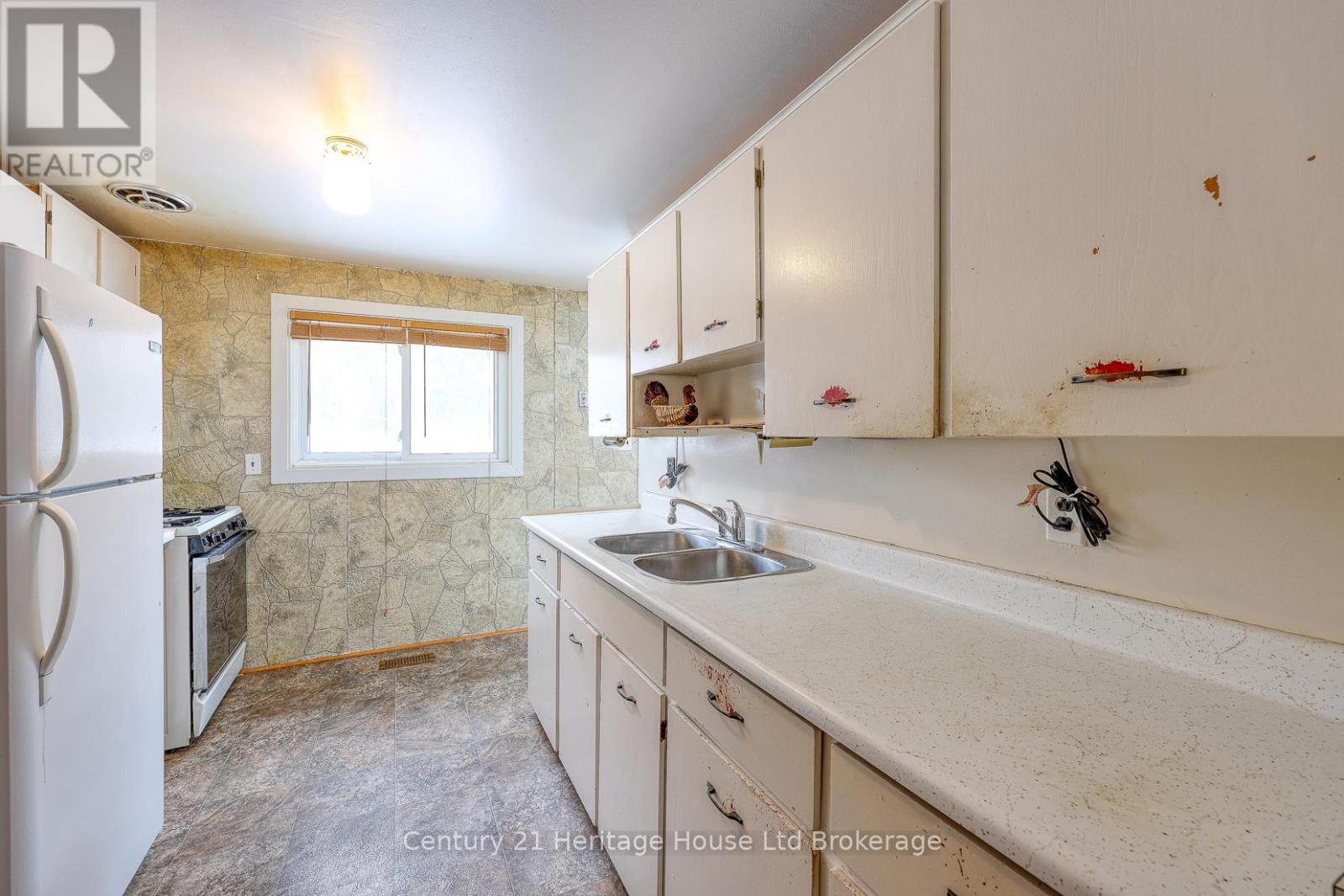 4 - 85 Springbank Avenue, Woodstock (Woodstock - North), Ontario  N4S 7P7 - Photo 9 - X12835080