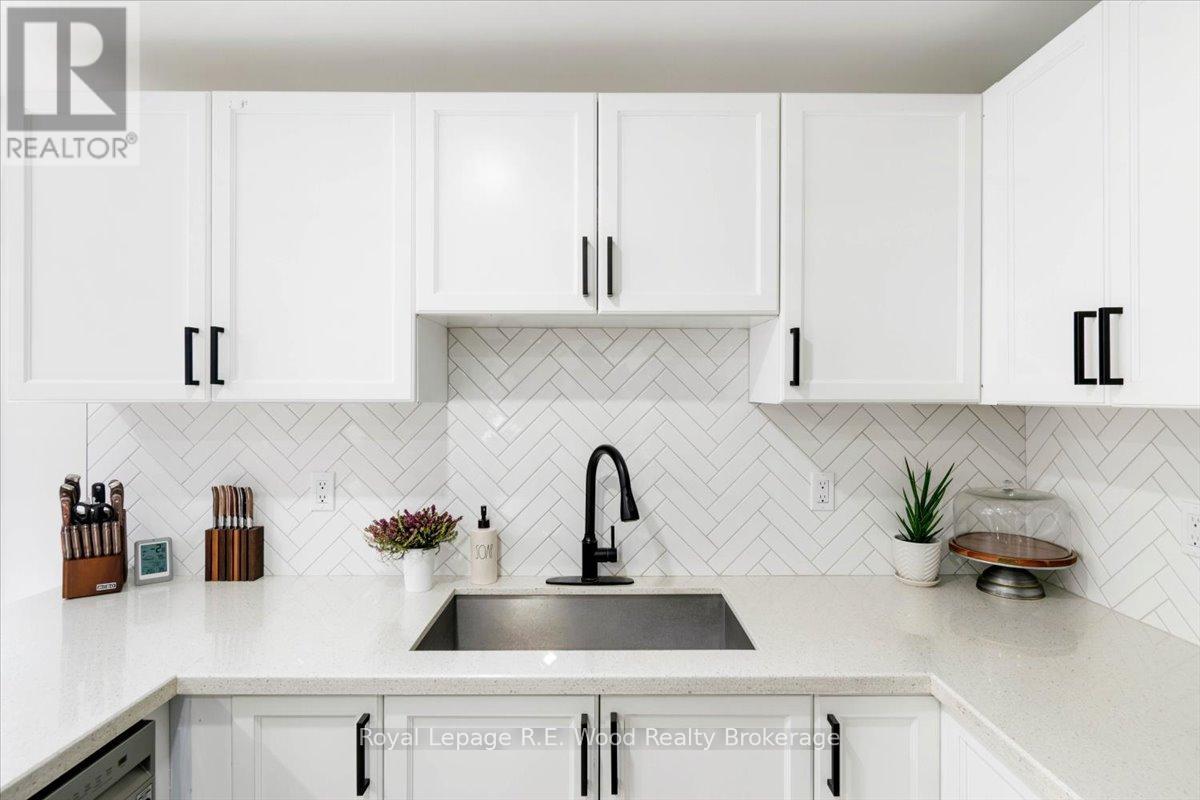 60 Concession Street E, Tillsonburg, Ontario  N4G 1P5 - Photo 7 - X12835236