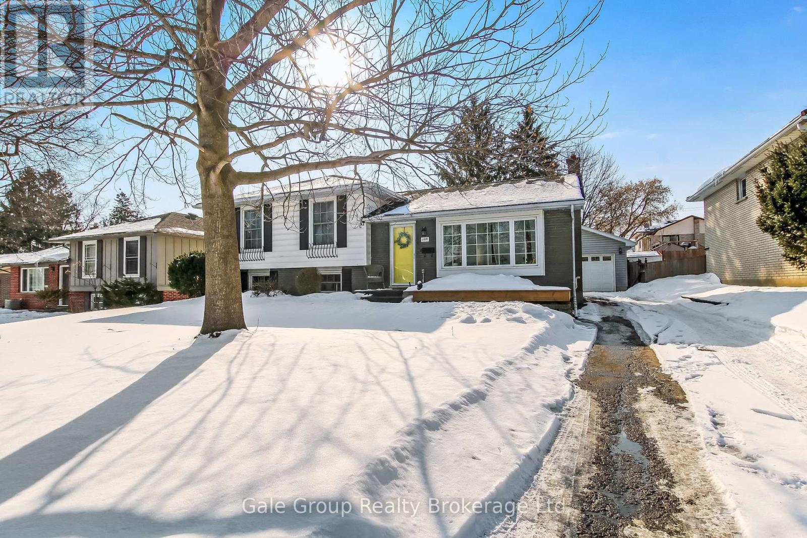 788 Gladstone Drive, Woodstock (Woodstock - North), Ontario  N4S 5T2 - Photo 2 - X12835748