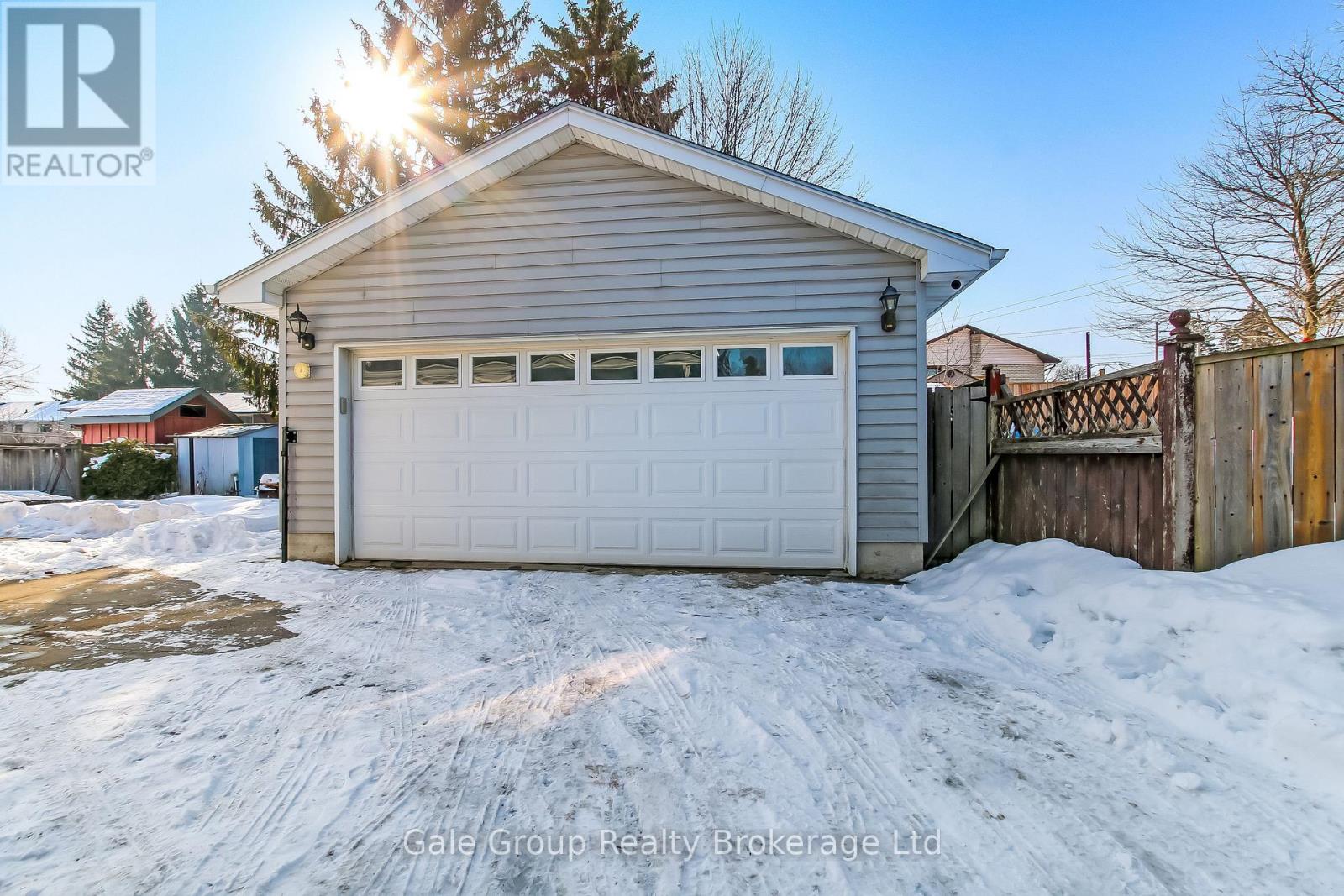 788 Gladstone Drive, Woodstock (Woodstock - North), Ontario  N4S 5T2 - Photo 3 - X12835748