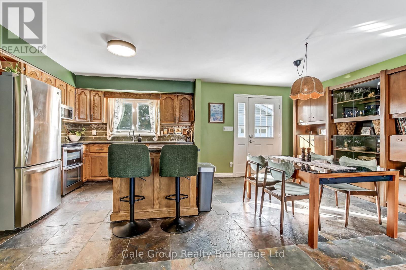 788 Gladstone Drive, Woodstock (Woodstock - North), Ontario  N4S 5T2 - Photo 6 - X12835748