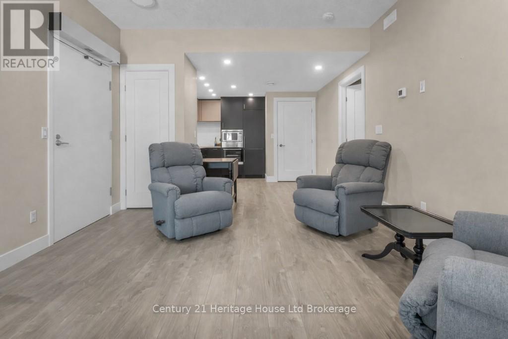 103 - 15 Woodcock Drive, Tillsonburg, Ontario  N4G 5K3 - Photo 4 - X12835846