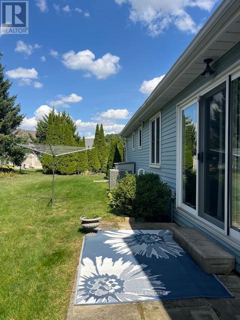 65 Edwin Crescent, Tillsonburg, Ontario  N4G 5H2 - Photo 28 - X12836616