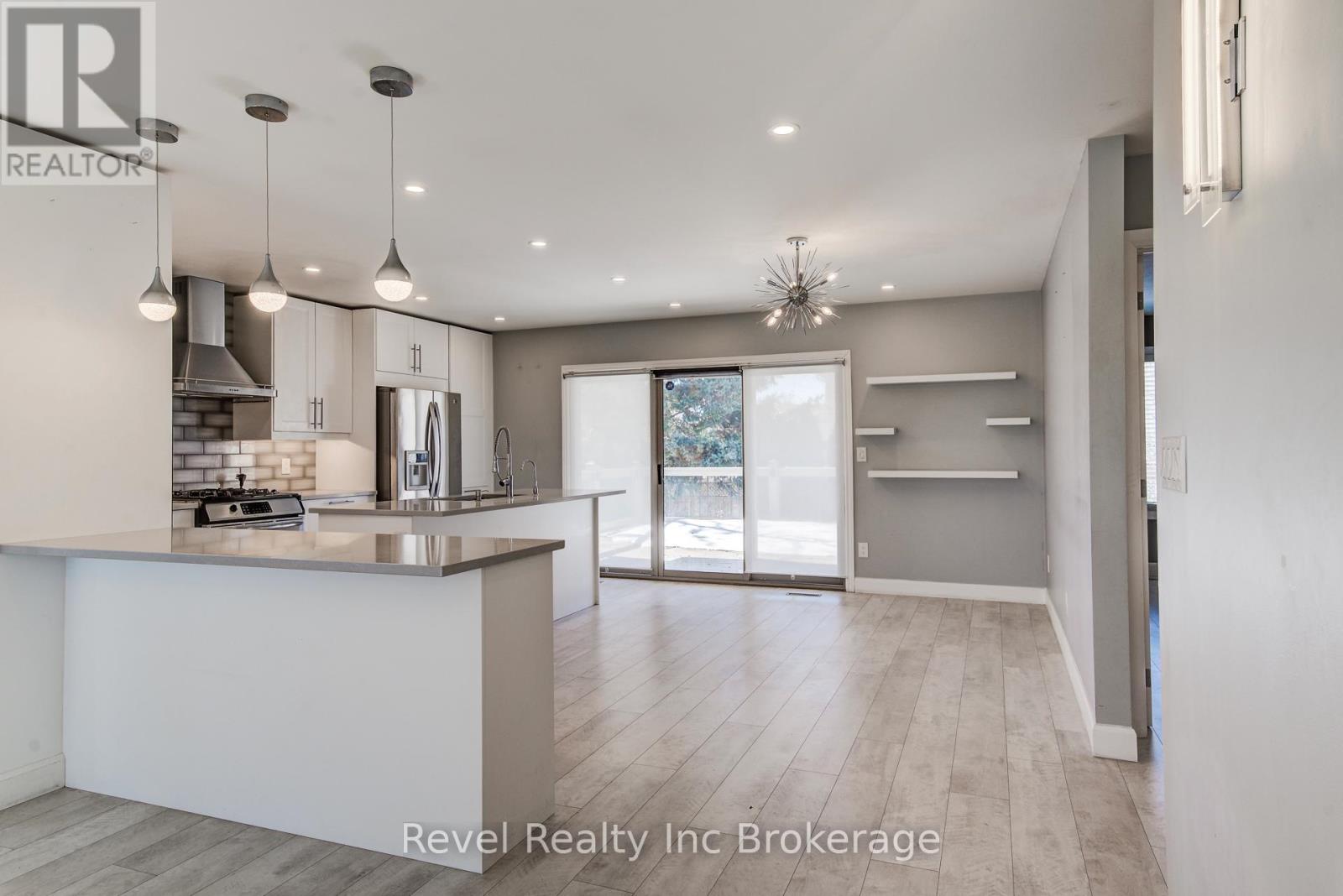 69 Neutral Avenue, Woodstock (Woodstock - North), Ontario  N4T 1S7 - Photo 15 - X12837252