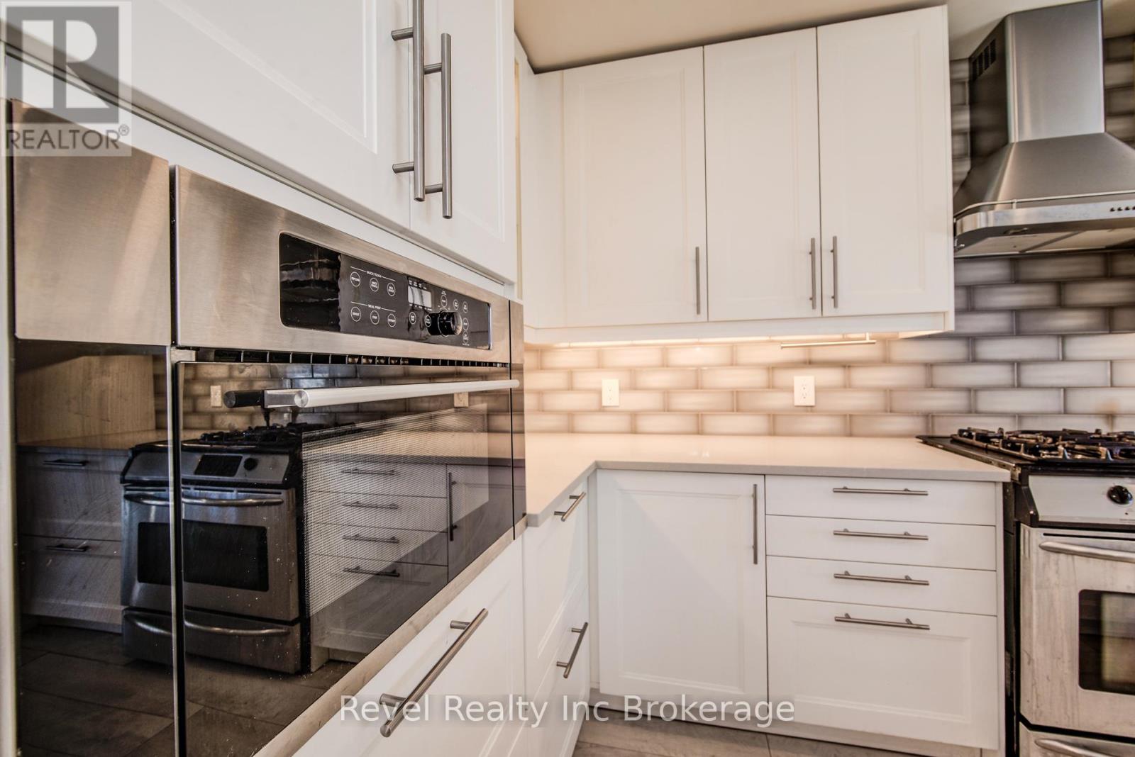 69 Neutral Avenue, Woodstock (Woodstock - North), Ontario  N4T 1S7 - Photo 19 - X12837252