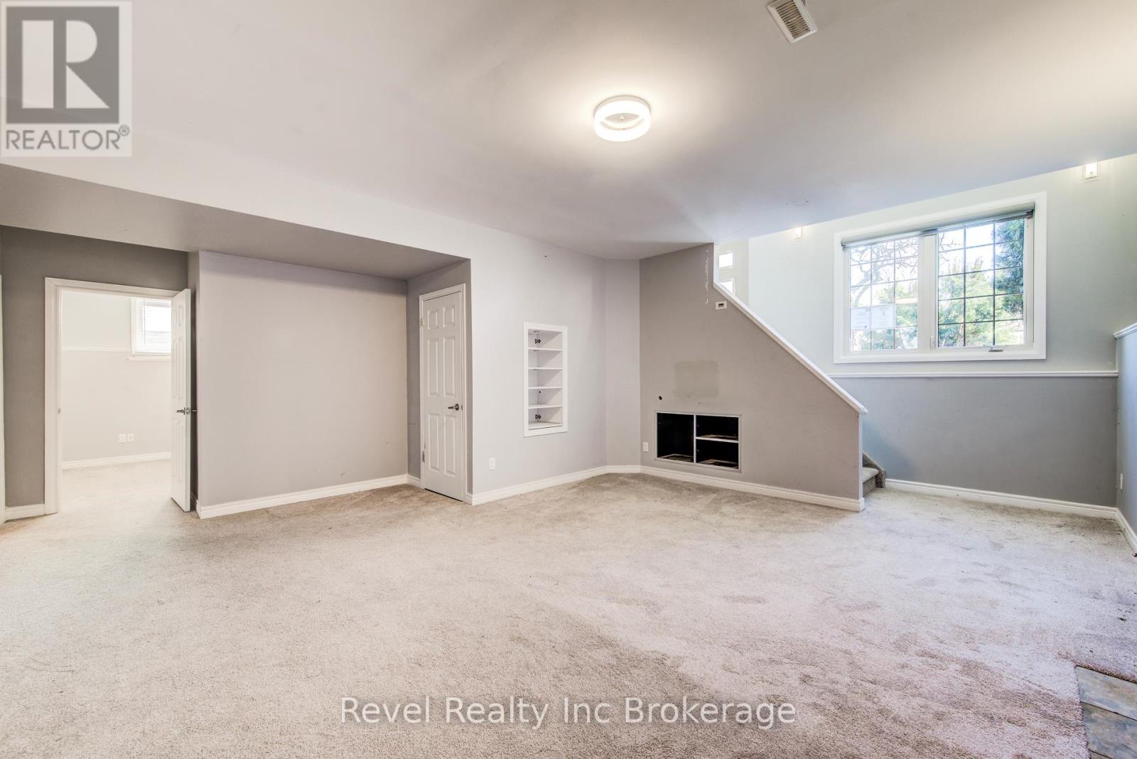 69 Neutral Avenue, Woodstock (Woodstock - North), Ontario  N4T 1S7 - Photo 31 - X12837252