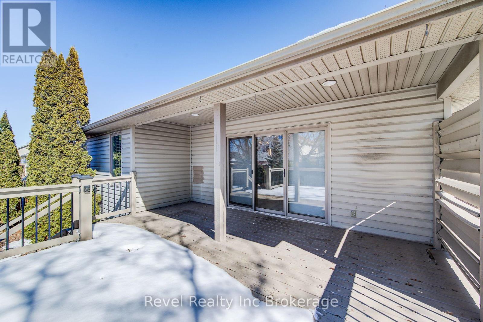 69 Neutral Avenue, Woodstock (Woodstock - North), Ontario  N4T 1S7 - Photo 42 - X12837252