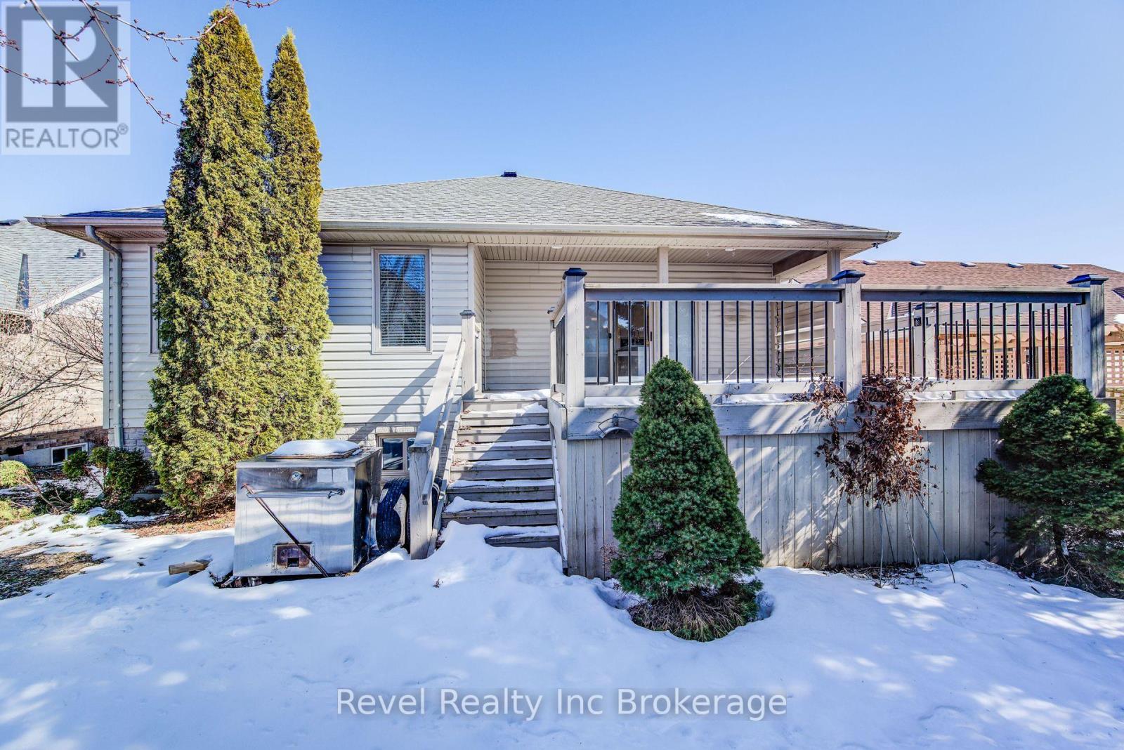 69 Neutral Avenue, Woodstock (Woodstock - North), Ontario  N4T 1S7 - Photo 45 - X12837252