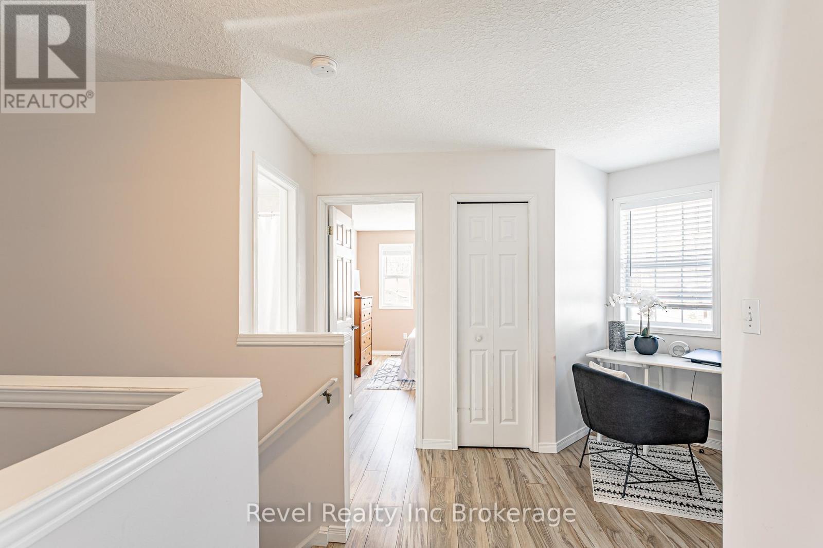 557 Sales Drive, Woodstock (Woodstock - South), Ontario  N4S 9A1 - Photo 11 - X12839428