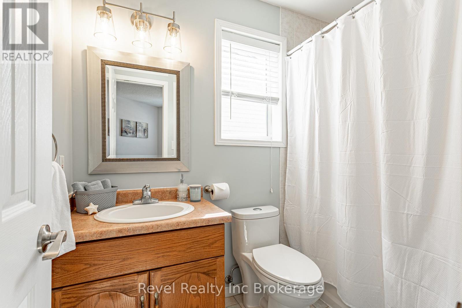 557 Sales Drive, Woodstock (Woodstock - South), Ontario  N4S 9A1 - Photo 19 - X12839428