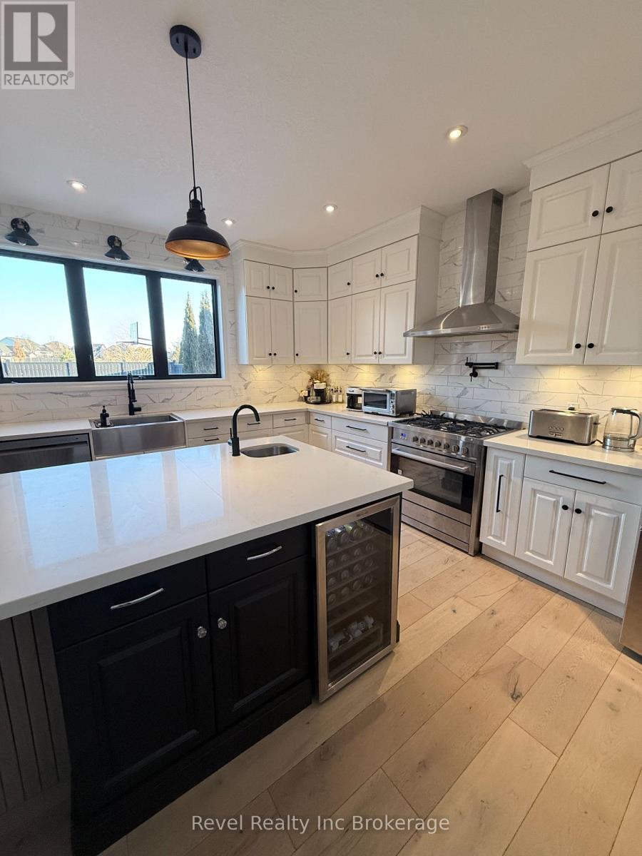 336 Munnoch Boulevard, Woodstock (Woodstock - North), Ontario  N4T 0H6 - Photo 23 - X12840592