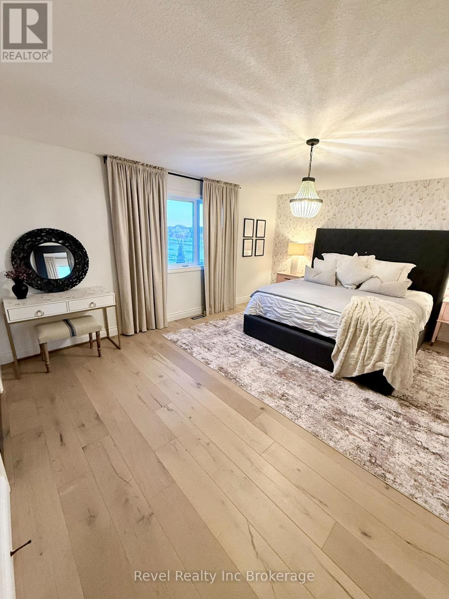 336 Munnoch Boulevard, Woodstock (Woodstock - North), Ontario  N4T 0H6 - Photo 28 - X12840592