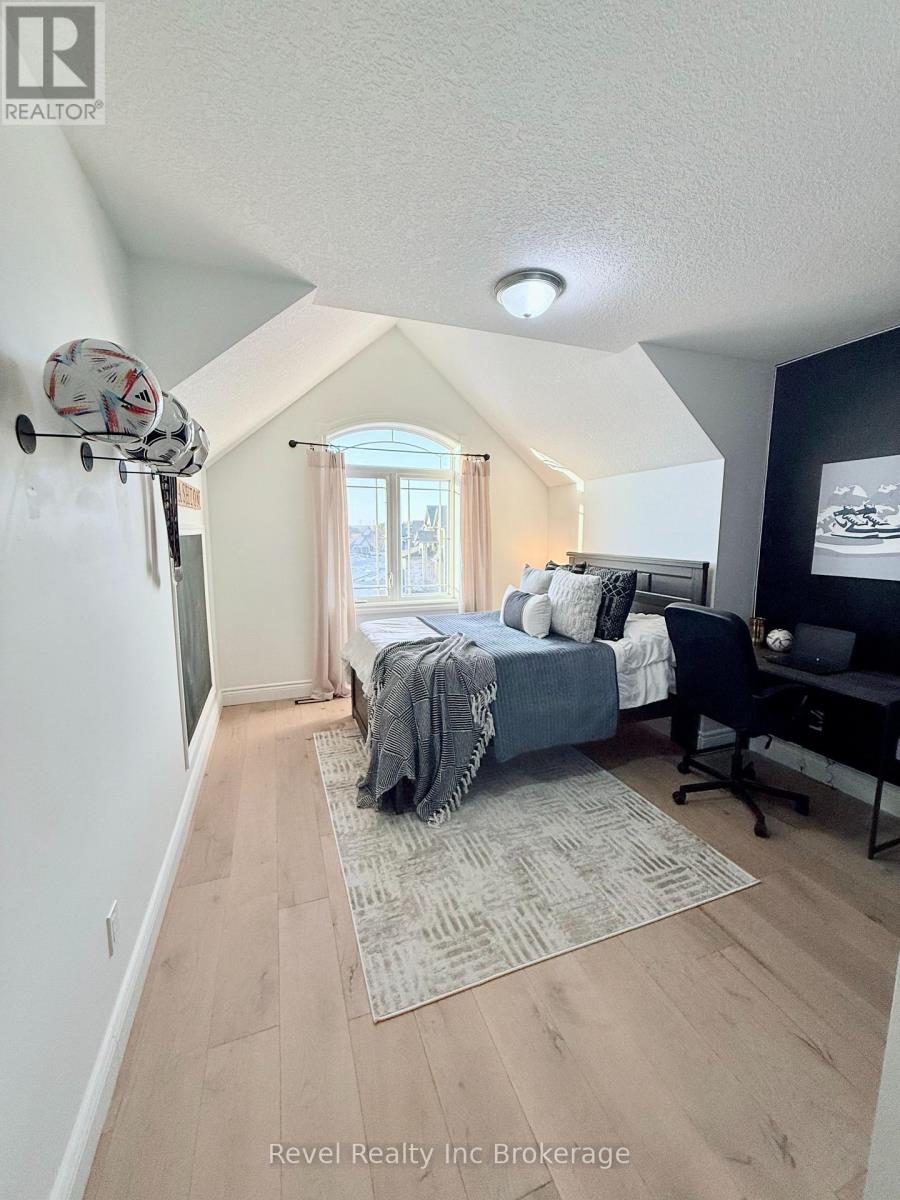 336 Munnoch Boulevard, Woodstock (Woodstock - North), Ontario  N4T 0H6 - Photo 31 - X12840592