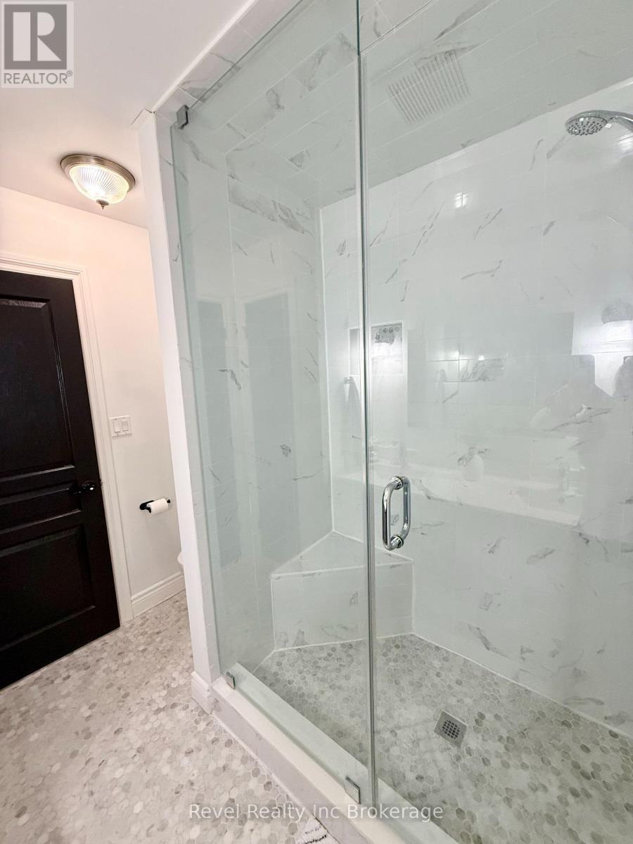 336 Munnoch Boulevard, Woodstock (Woodstock - North), Ontario  N4T 0H6 - Photo 33 - X12840592