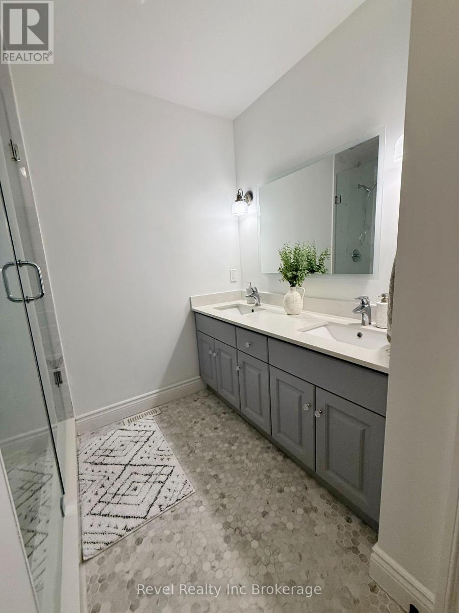 336 Munnoch Boulevard, Woodstock (Woodstock - North), Ontario  N4T 0H6 - Photo 34 - X12840592