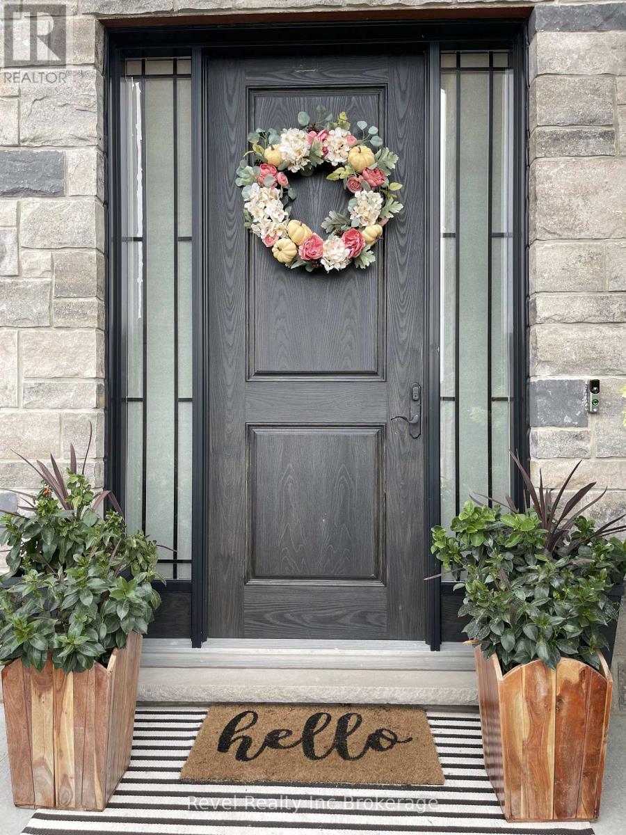 336 Munnoch Boulevard, Woodstock (Woodstock - North), Ontario  N4T 0H6 - Photo 6 - X12840592