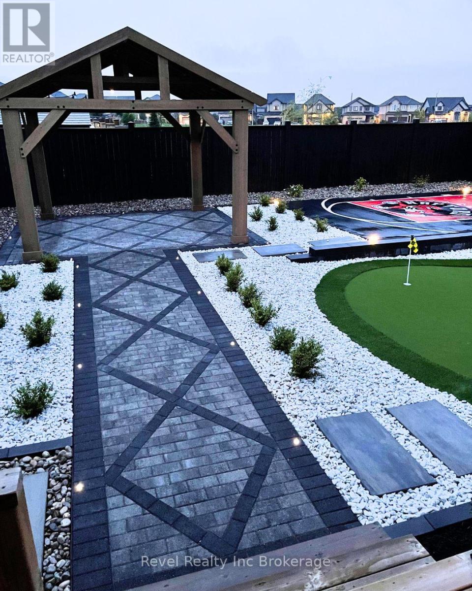 336 Munnoch Boulevard, Woodstock (Woodstock - North), Ontario  N4T 0H6 - Photo 7 - X12840592