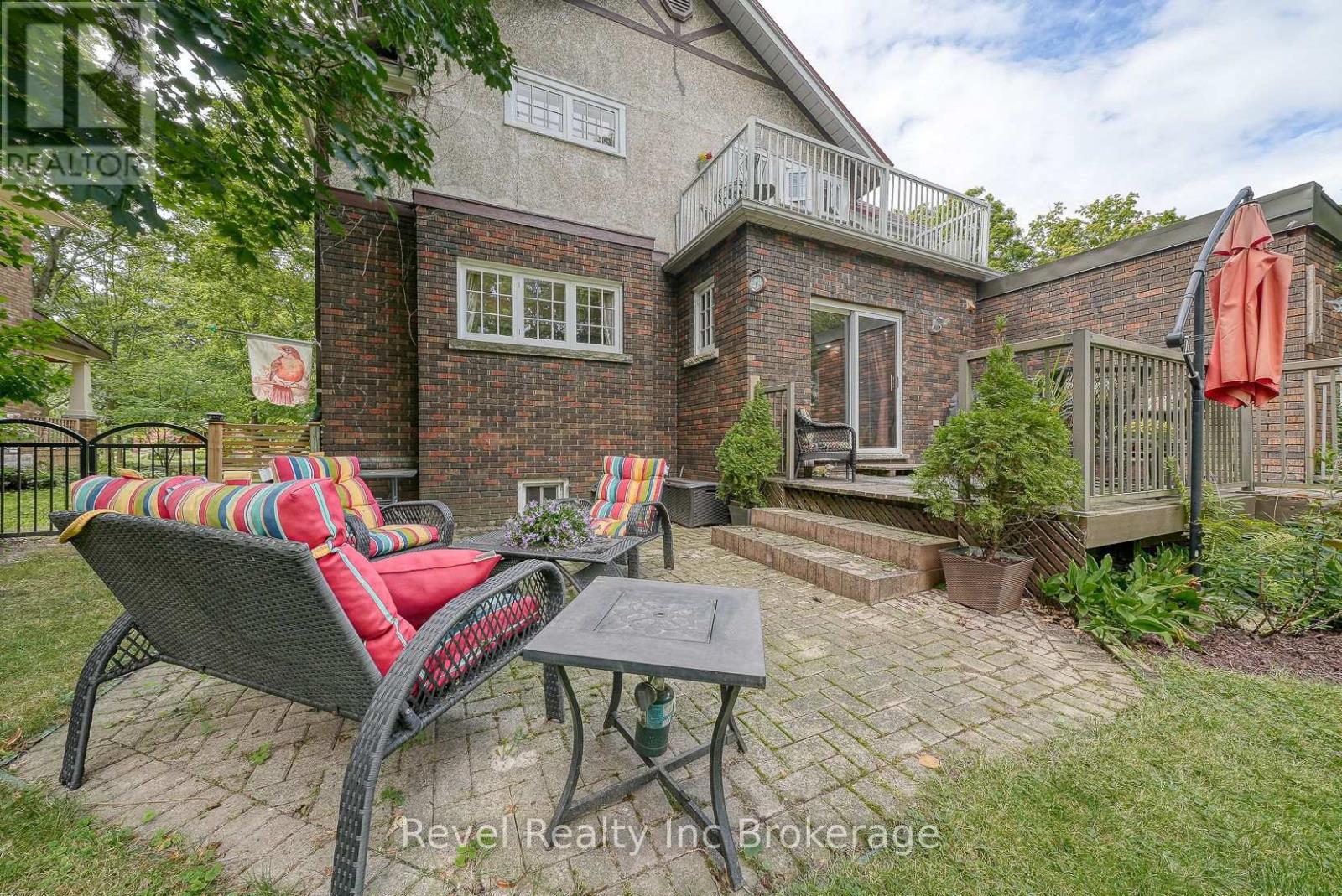 140 Vansittart Avenue, Woodstock (Woodstock - North), Ontario  N4S 6E6 - Photo 34 - X12841034