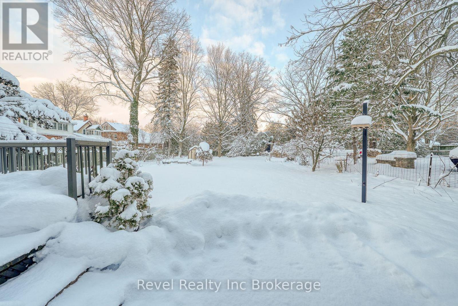 140 Vansittart Avenue, Woodstock (Woodstock - North), Ontario  N4S 6E6 - Photo 36 - X12841034