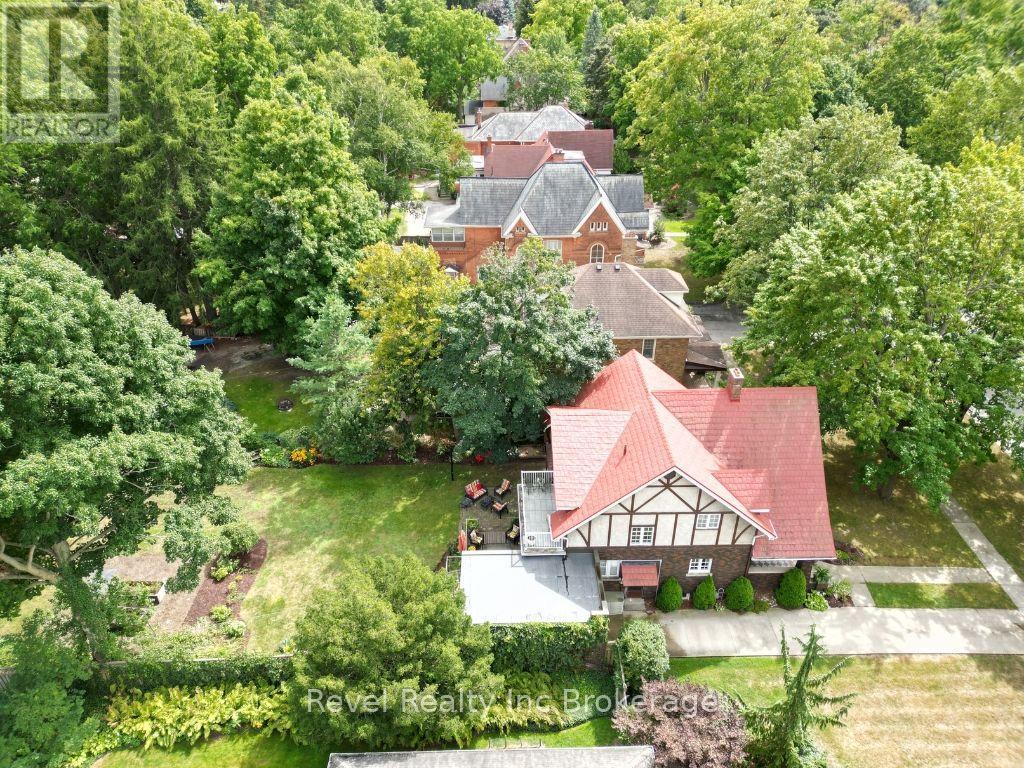 140 Vansittart Avenue, Woodstock (Woodstock - North), Ontario  N4S 6E6 - Photo 45 - X12841034