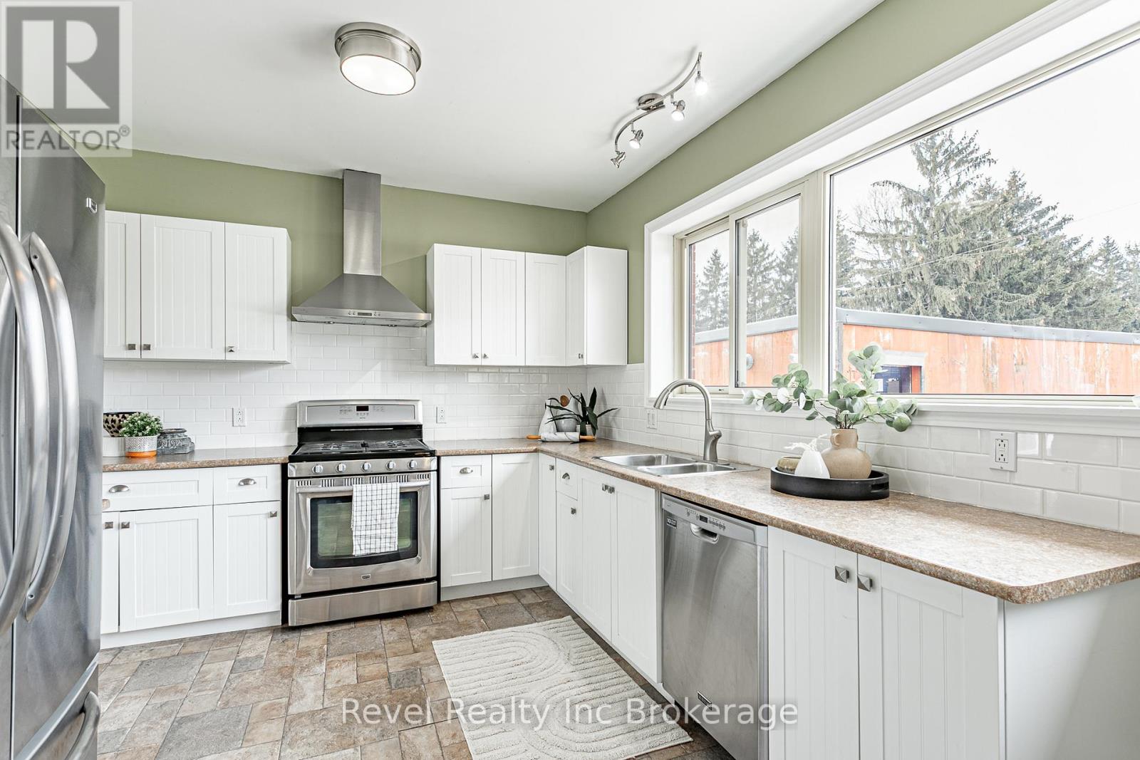 750 Alexander Street, Woodstock (Woodstock - North), Ontario  N4S 5B9 - Photo 7 - X12842632