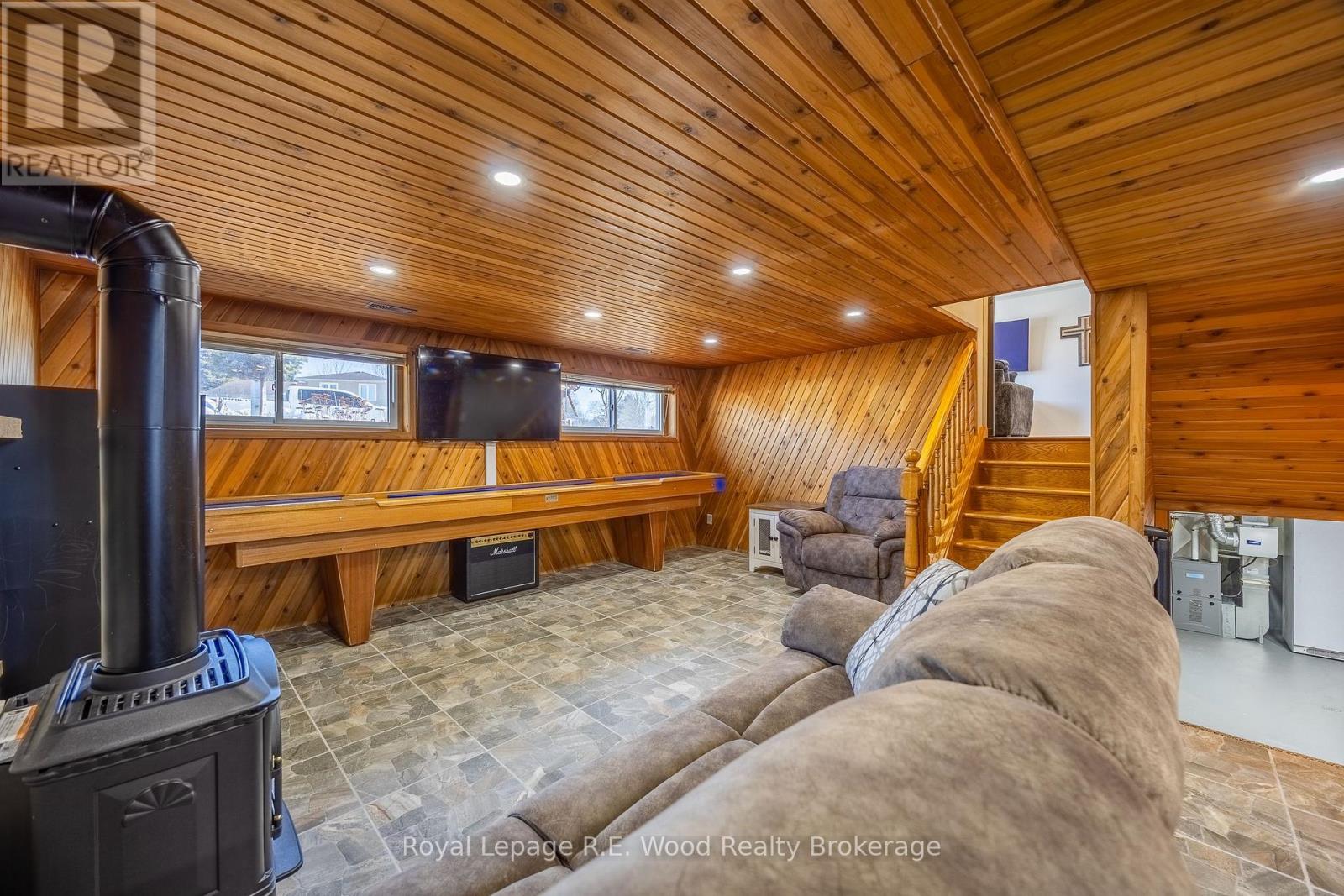 11 Glenwood Road, Ingersoll (Ingersoll - South), Ontario  N5C 3N7 - Photo 16 - X12843084