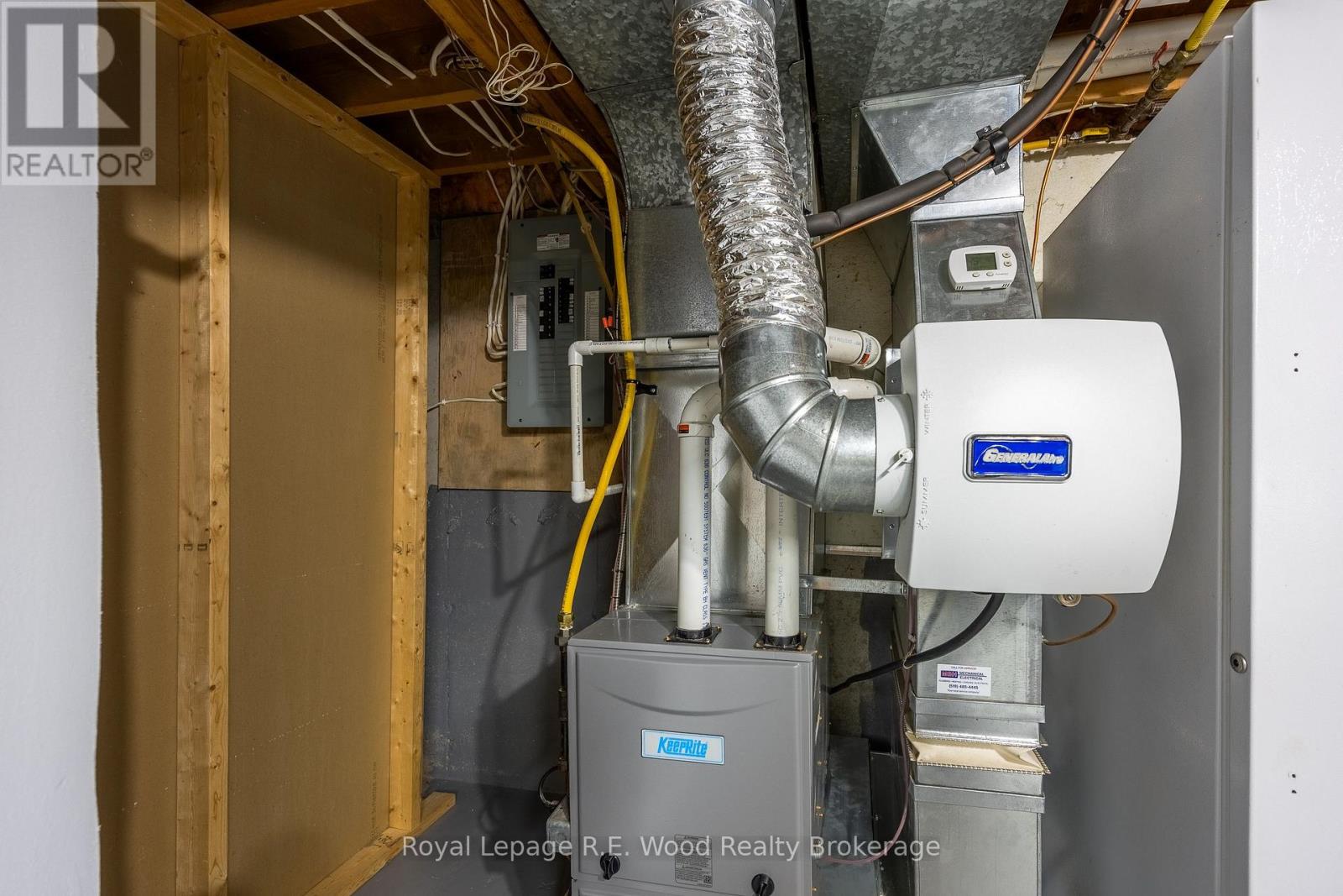 11 Glenwood Road, Ingersoll (Ingersoll - South), Ontario  N5C 3N7 - Photo 22 - X12843084