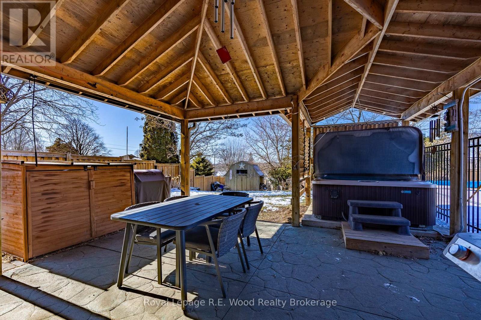 11 Glenwood Road, Ingersoll (Ingersoll - South), Ontario  N5C 3N7 - Photo 25 - X12843084