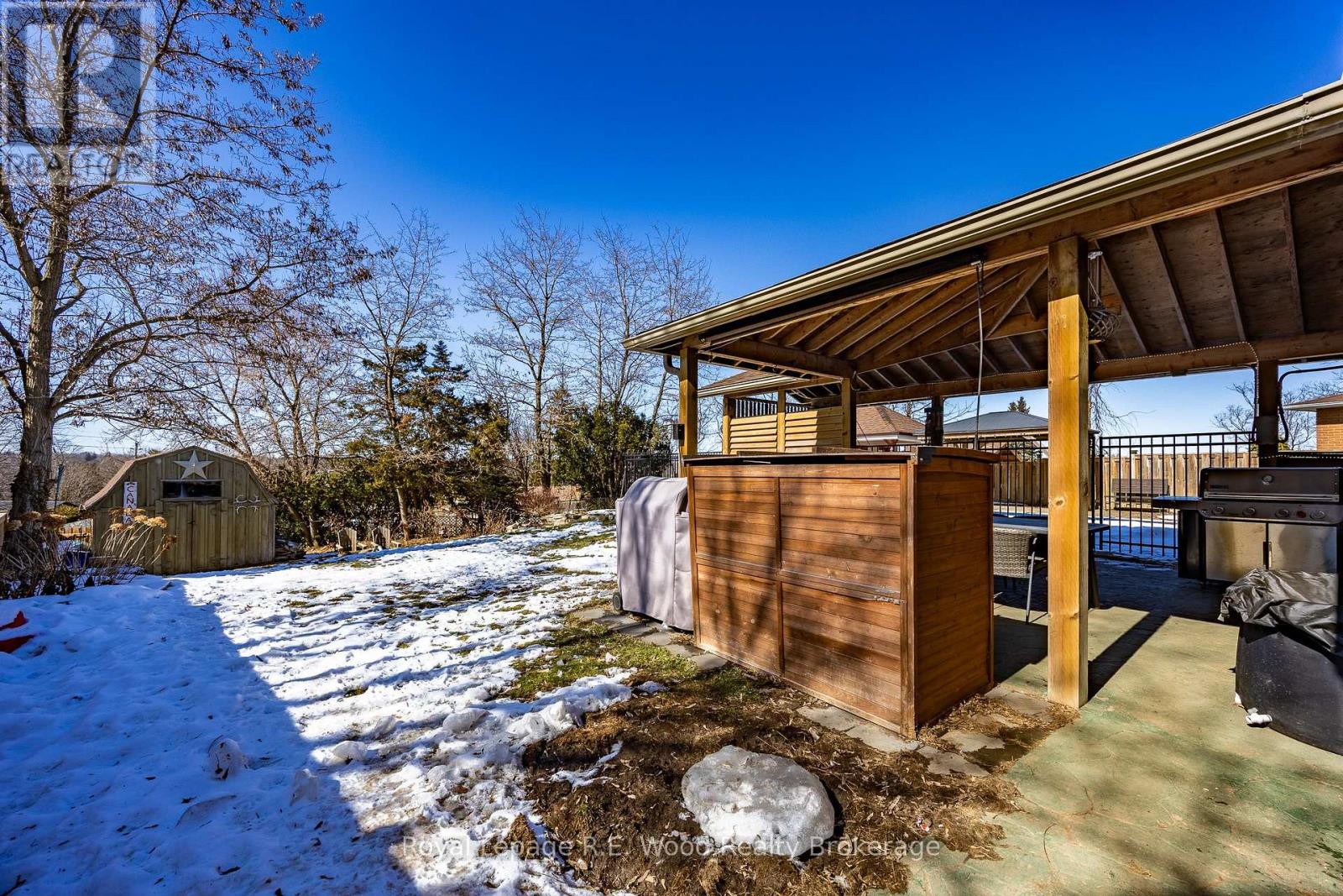 11 Glenwood Road, Ingersoll (Ingersoll - South), Ontario  N5C 3N7 - Photo 27 - X12843084