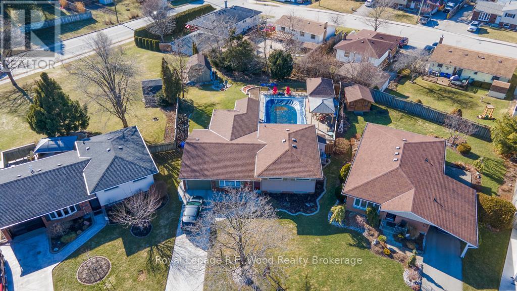 11 Glenwood Road, Ingersoll (Ingersoll - South), Ontario  N5C 3N7 - Photo 30 - X12843084