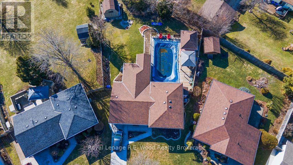 11 Glenwood Road, Ingersoll (Ingersoll - South), Ontario  N5C 3N7 - Photo 31 - X12843084