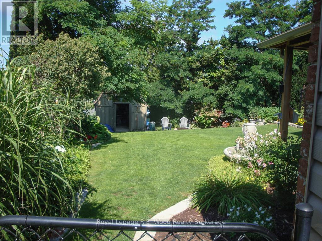 11 Glenwood Road, Ingersoll (Ingersoll - South), Ontario  N5C 3N7 - Photo 44 - X12843084