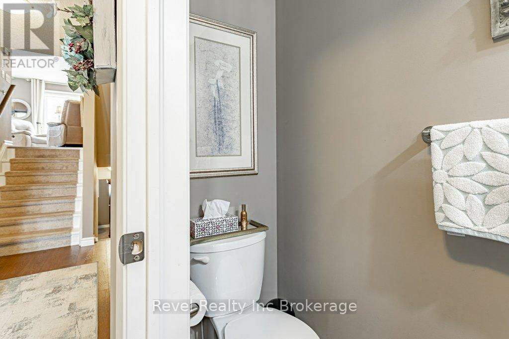 8 - 176 Ferguson Drive, Woodstock (Woodstock - South), Ontario  N4V 0C6 - Photo 11 - X12843406