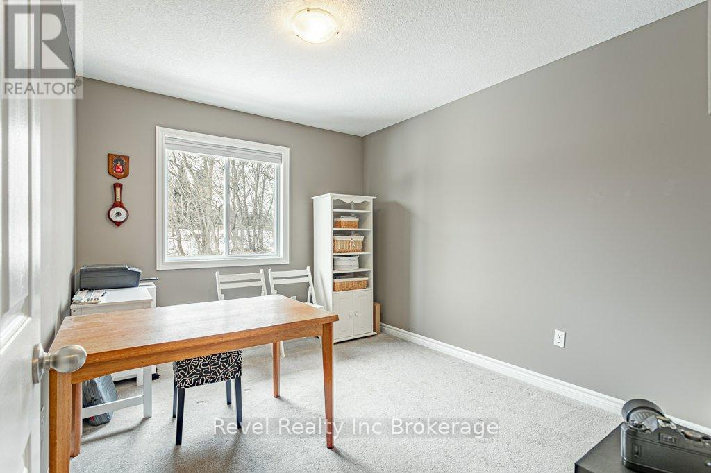 8 - 176 Ferguson Drive, Woodstock (Woodstock - South), Ontario  N4V 0C6 - Photo 21 - X12843406