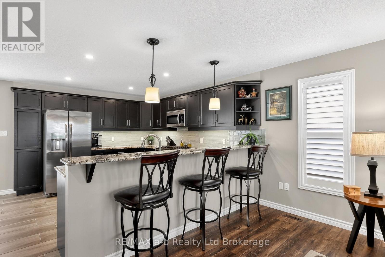 87 Walker Road, Ingersoll (Ingersoll - South), Ontario  N5C 0C3 - Photo 14 - X12843558