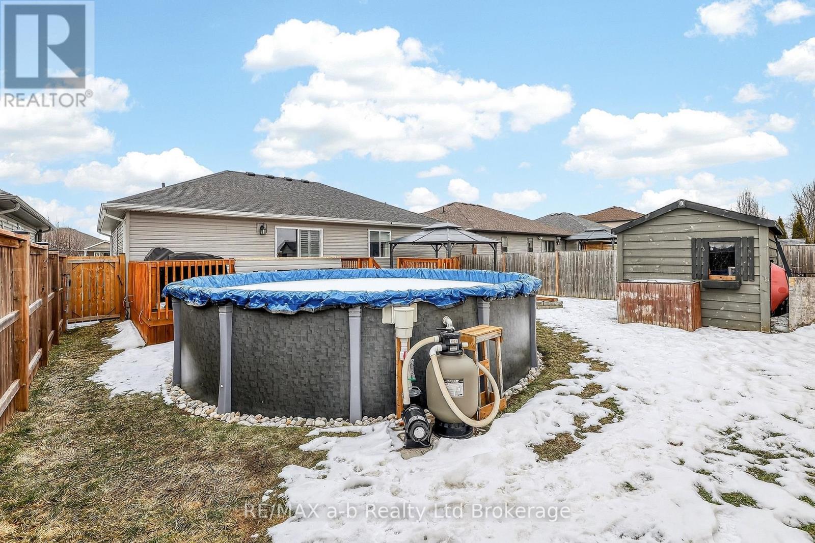 87 Walker Road, Ingersoll (Ingersoll - South), Ontario  N5C 0C3 - Photo 42 - X12843558