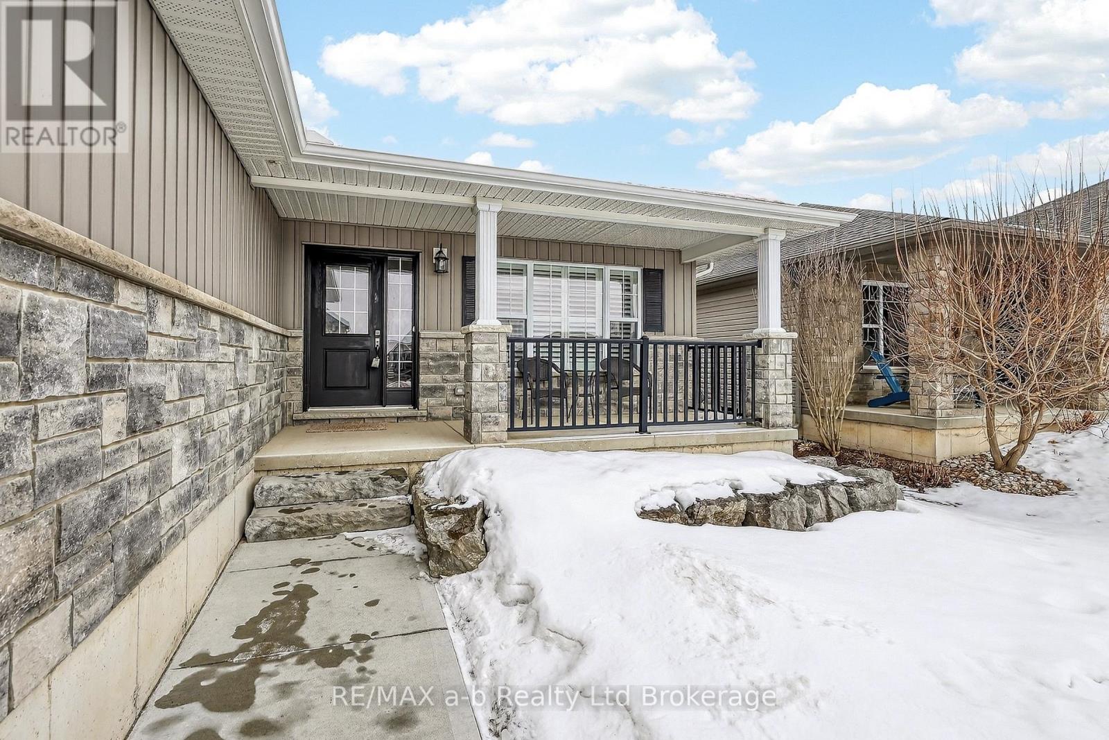 87 Walker Road, Ingersoll (Ingersoll - South), Ontario  N5C 0C3 - Photo 44 - X12843558