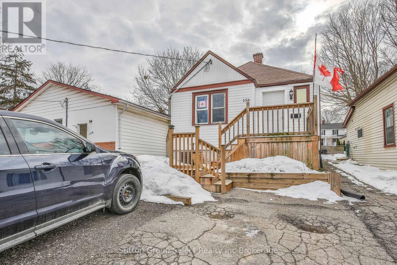 156 Charles Street E, Ingersoll (Ingersoll - South), Ontario  N5C 1K2 - Photo 3 - X12844292