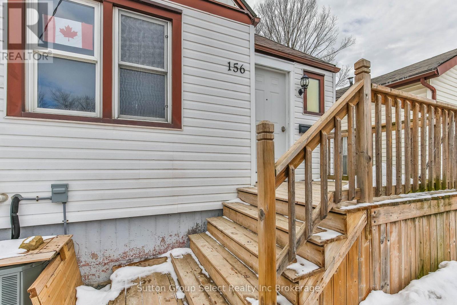 156 Charles Street E, Ingersoll (Ingersoll - South), Ontario  N5C 1K2 - Photo 4 - X12844292