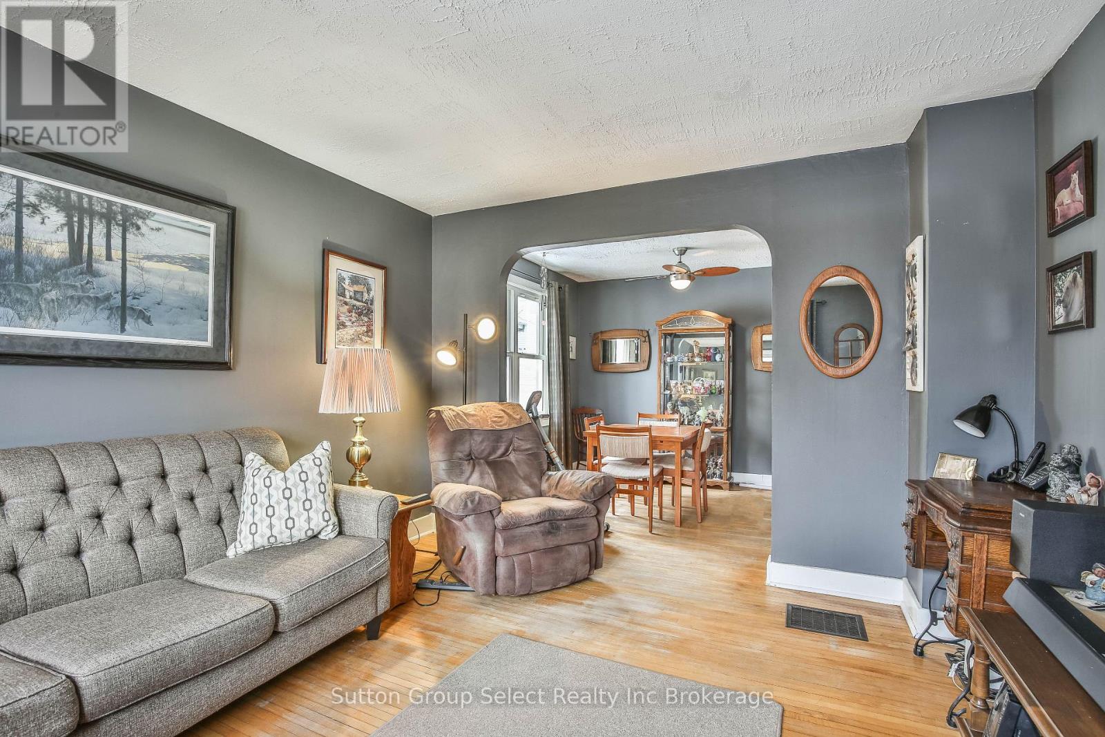 156 Charles Street E, Ingersoll (Ingersoll - South), Ontario  N5C 1K2 - Photo 8 - X12844292