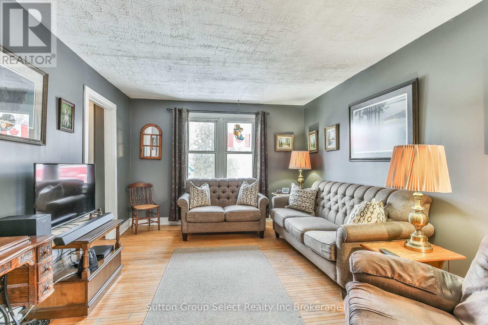 156 Charles Street E, Ingersoll (Ingersoll - South), Ontario  N5C 1K2 - Photo 9 - X12844292