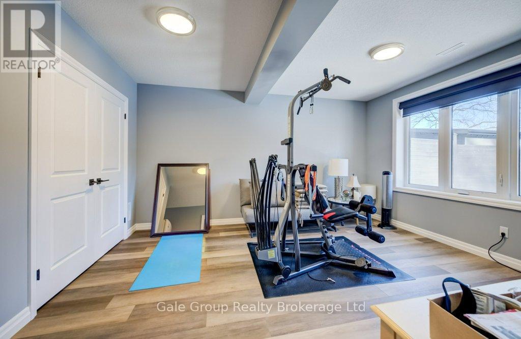 177 Tamarack Boulevard, Woodstock (Woodstock - North), Ontario  N4S 0E2 - Photo 33 - X12844506