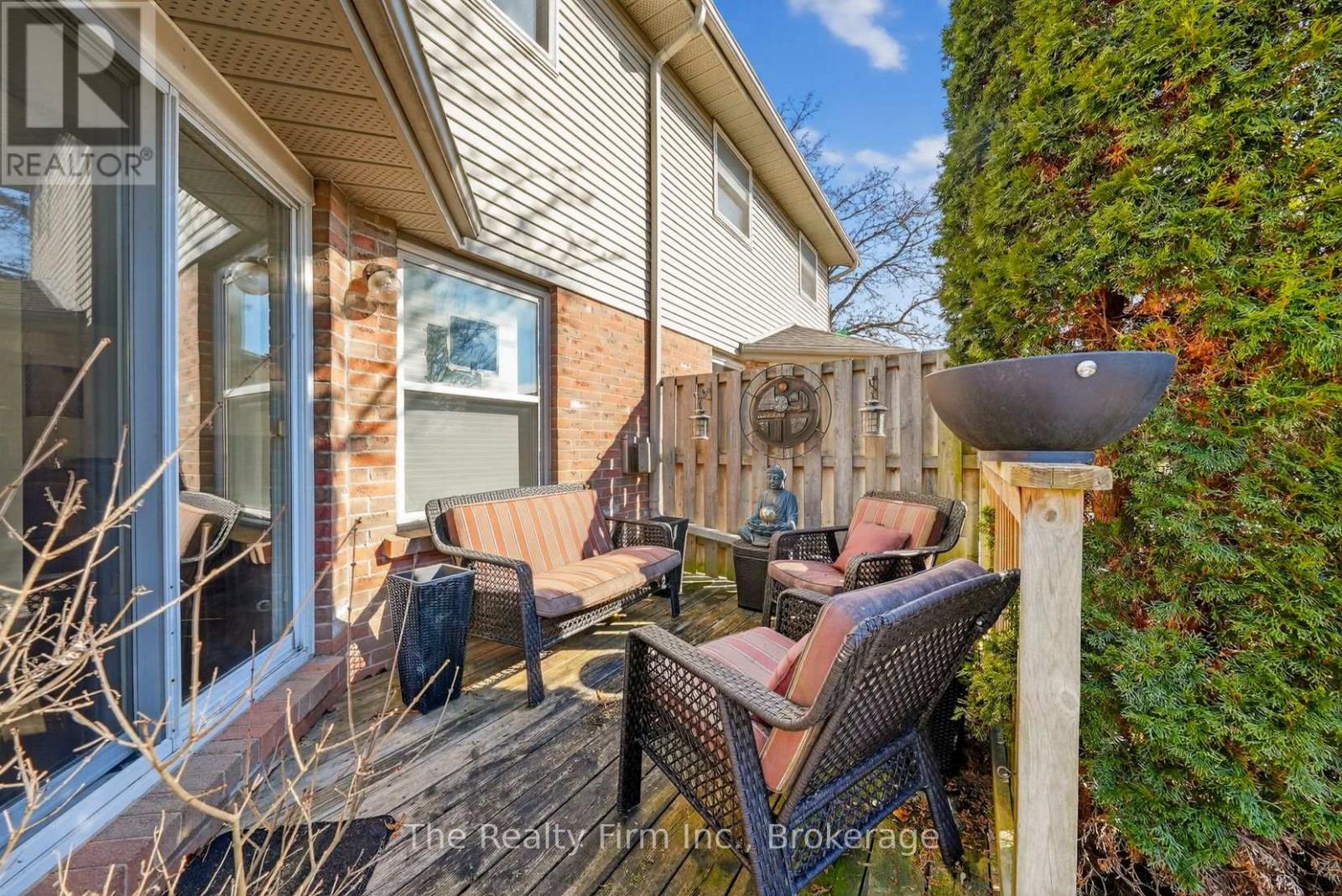 2 - 397 Springbank Avenue N, Woodstock (Woodstock - North), Ontario  N4T 1P8 - Photo 5 - X12847498