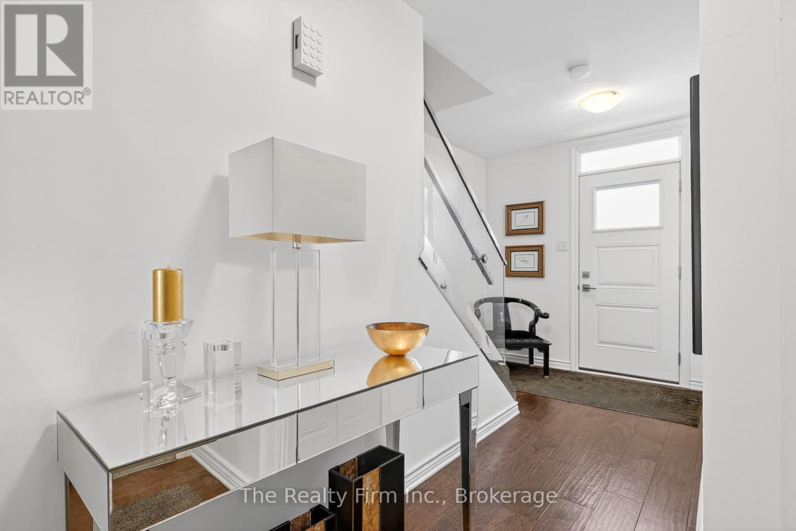 2 - 397 Springbank Avenue N, Woodstock (Woodstock - North), Ontario  N4T 1P8 - Photo 8 - X12847498