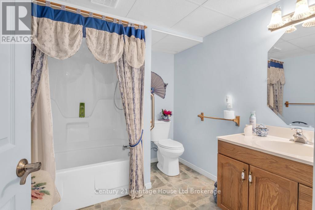 58 Wilkins Crescent, Tillsonburg, Ontario  N4G 5M5 - Photo 14 - X12847690