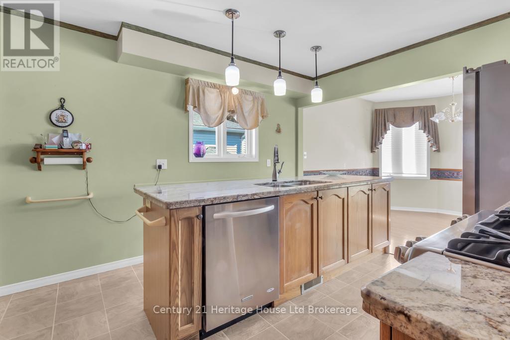 58 Wilkins Crescent, Tillsonburg, Ontario  N4G 5M5 - Photo 7 - X12847690