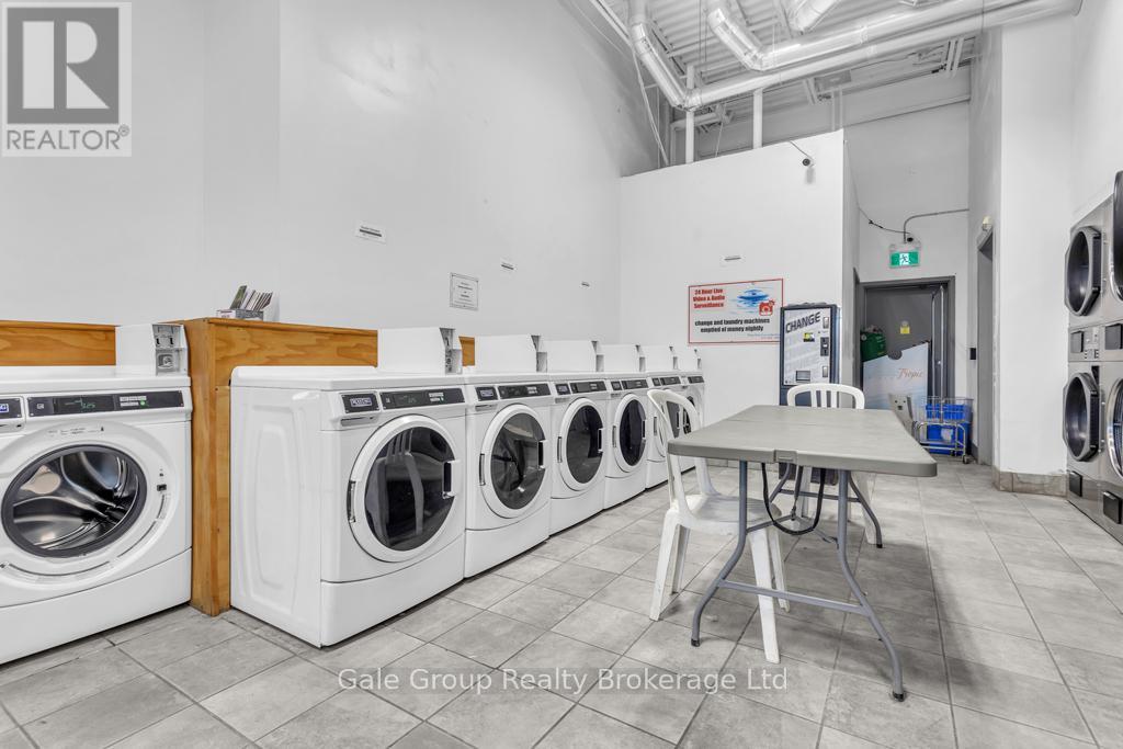 3 - 300 Main Street, Woodstock (Woodstock - South), Ontario  N4S 1T3 - Photo 7 - X12849700